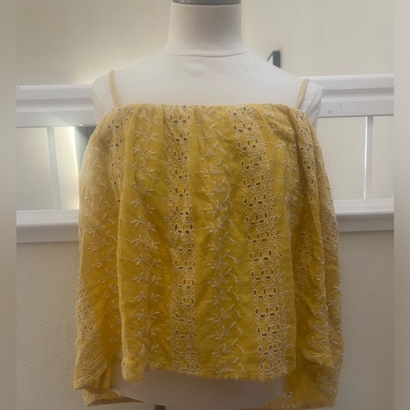 American Eagle Yellow Summer Tank Top - Picture 1 of 4